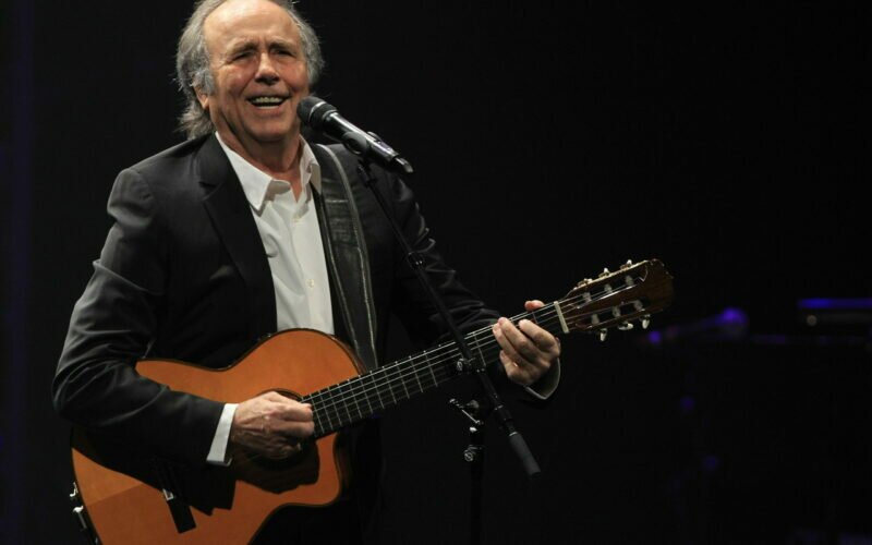 Joan Manuel Serrat y su anunciado adiós a los escenarios a partir del venidero 2022