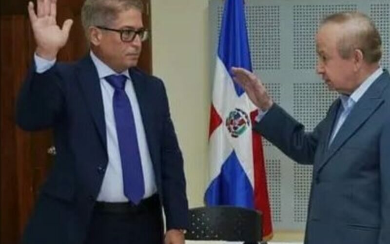 Iván Ruiz, juramentado como nuevo director de CERTV canal 4, el oficial